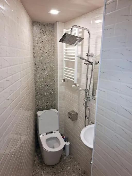 Cozy Apartment In The Center Of Tbilisi